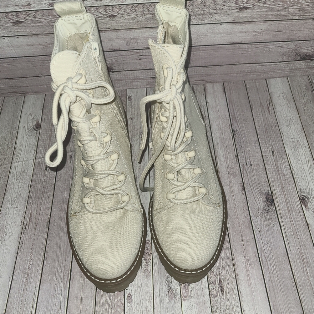 Universal Thread Parker Combat Boot - image 1